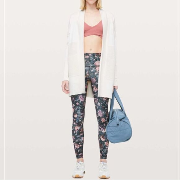 Lululemon Wunder Under High-Rise
Tight *Full-On Luxtreme 28"
Frosted Rose Multi - Picture 2 of 10